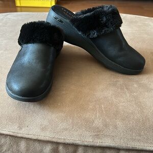 Skechers Black Martha Stewart Mules with Faux Fur Lining